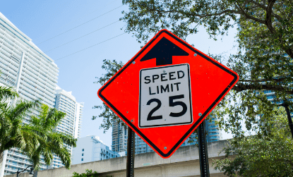10-Regulatory-Traffic-Signs-New-Drivers-Need-to-Master
