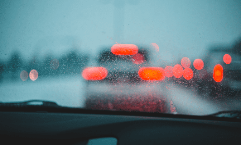 The-6-Most-Common-Causes-of-Windshield-Haze